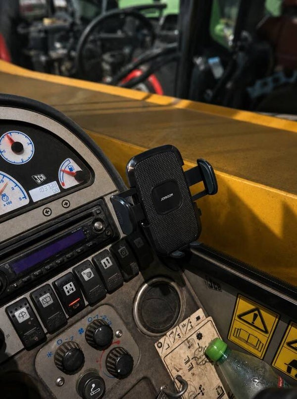 Phone holder for JCB telehandlers without a display