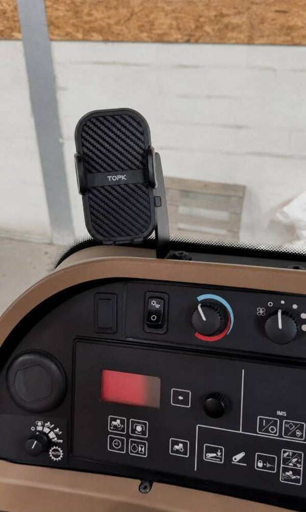 Series 7/8 (1995–2012) – Phone Holder for John Deere Tractors