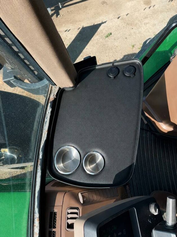 AgriShelf – John Deere 6000 Series (1992-2001)