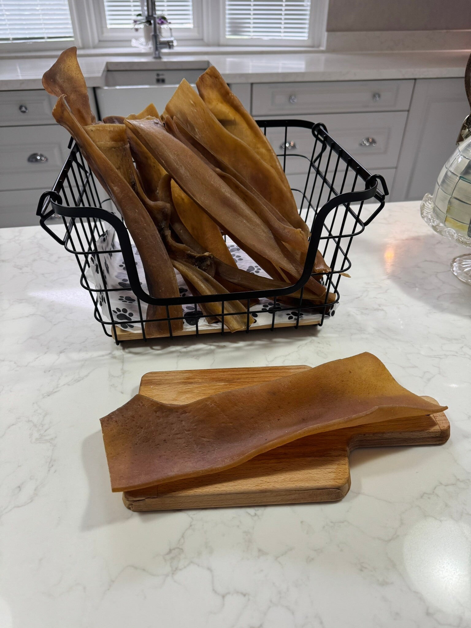 Beef skin chews