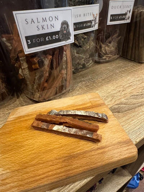 Salmon skin strips