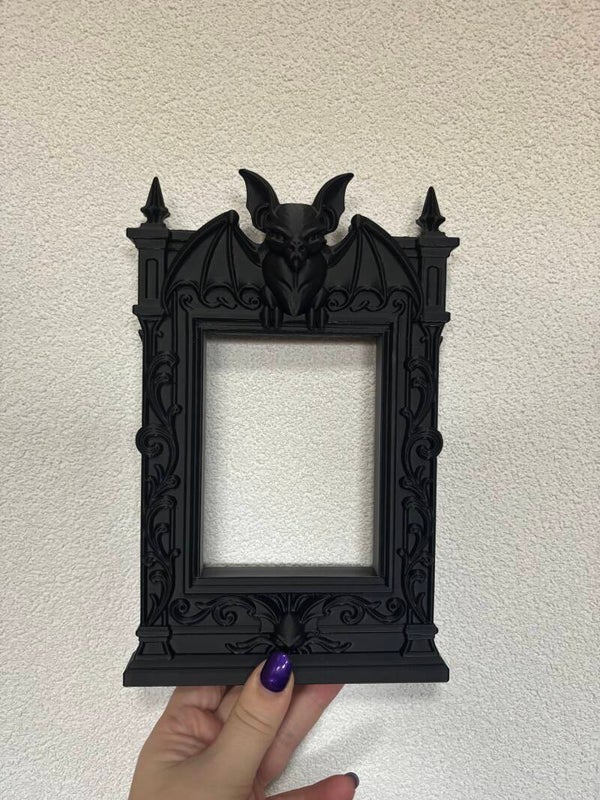 Gargoyle Frame