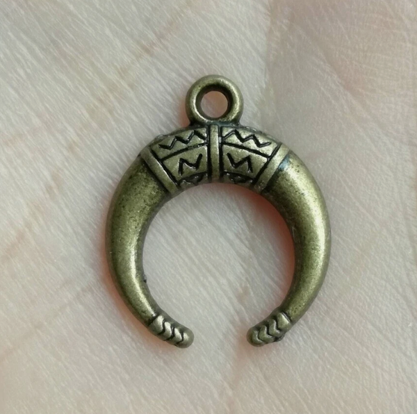 Get Out Of Debt & Become Wealthy 100% Guaranteed Magic Talisman Wicca Pagan Rare