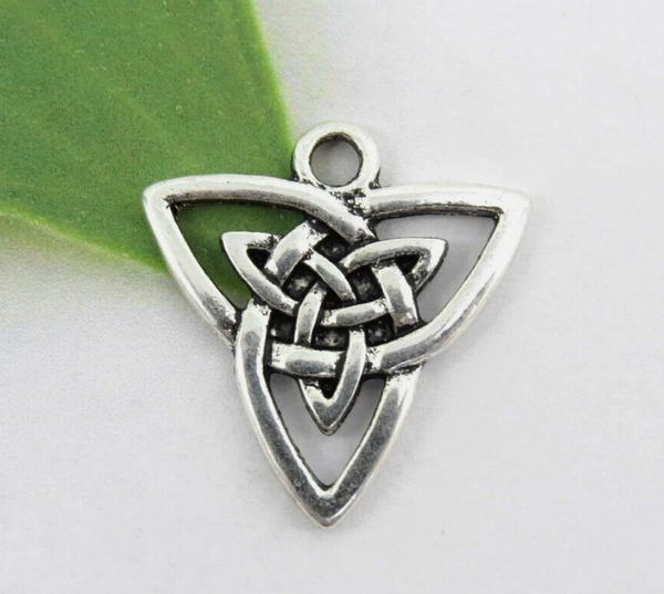 Cheap & Fast Magic! Authentic Witch Made Pendant Fast Money Luck Success Job