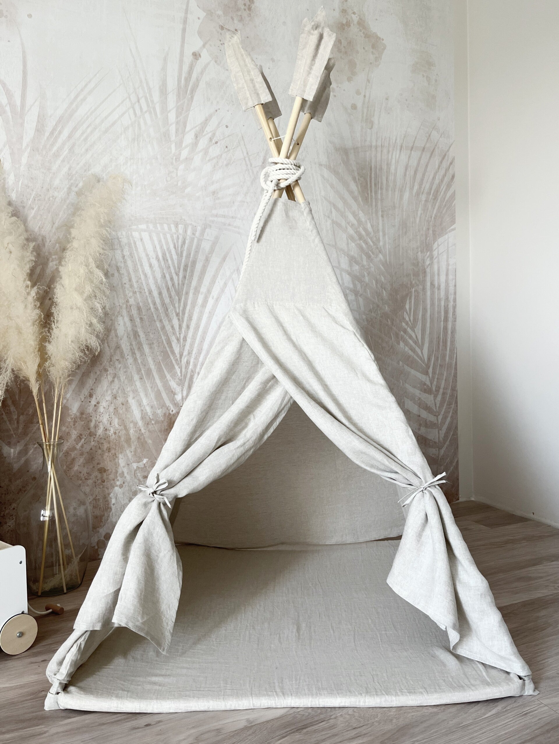 Moje. Tipi Tent Linnen Naturel