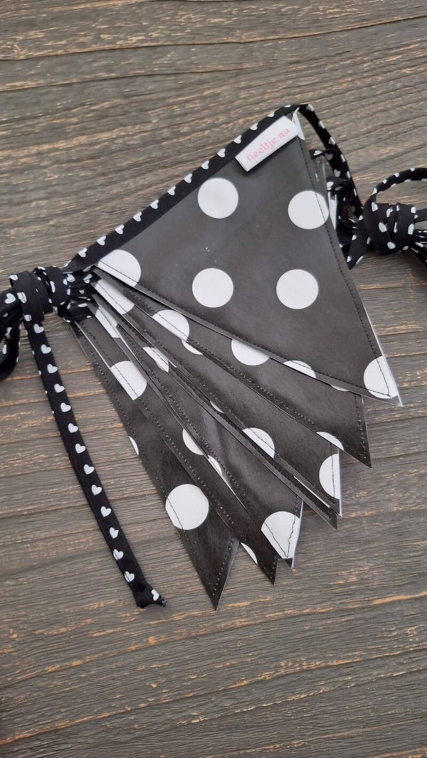 Vlaggenlijnen kant en klaar