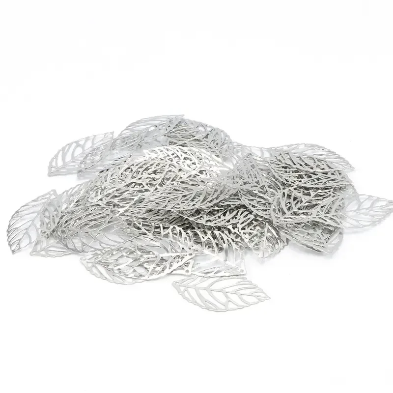 50pcs Silver Colour Lightweight Metal Alloy Leaves 2.4cm x 1.4cm Steampunk Craft Crafting Decorative Design Metal Work Card Making Scrapbooking Bling Greeting Cards Leaf Embellishment