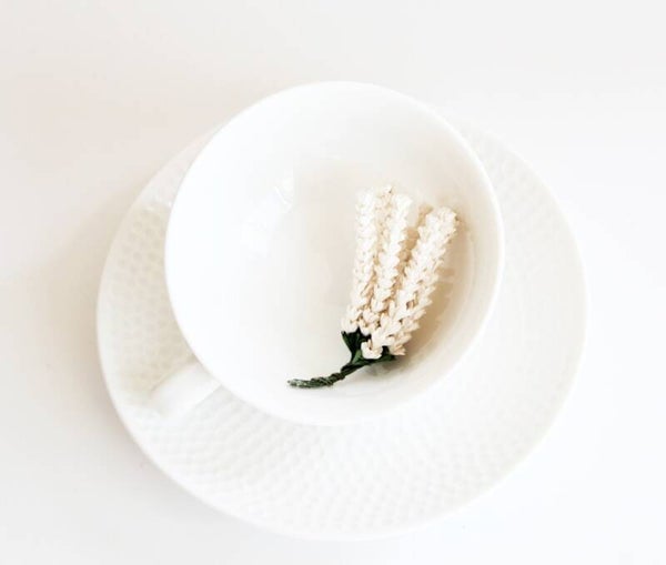 WHITE Heather Lavender Mulberry Paper Flowers Craft Card Making Create Craft DIY Decorative Projects Flower Displays Paper Crafting Head Wrist Band Doll House Miniature Flowers Art Birthday Wedding Cards Floral Home Decoration Christening Anniversary