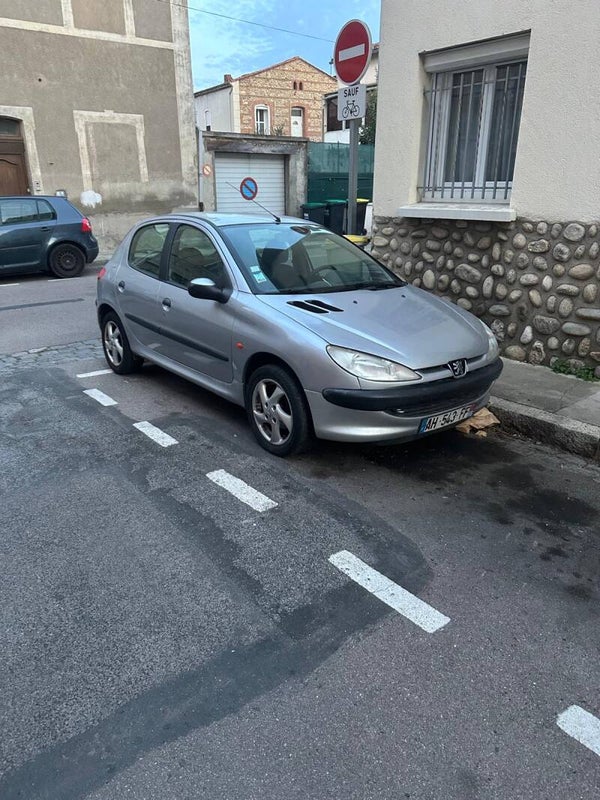 Peugeot 206