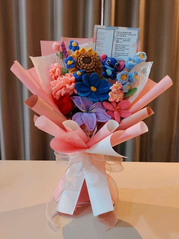 BBF0226 Stitch pink bouquet