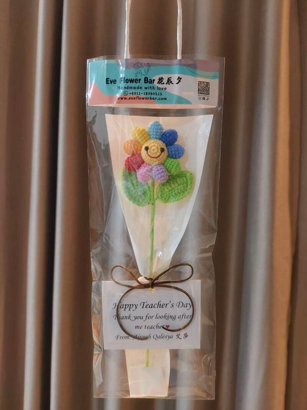BBS0122 Rainbow smiley sunflower single stalk