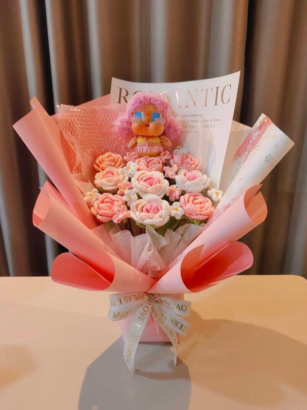 BVR0052 Crybaby rose light pink bouquet