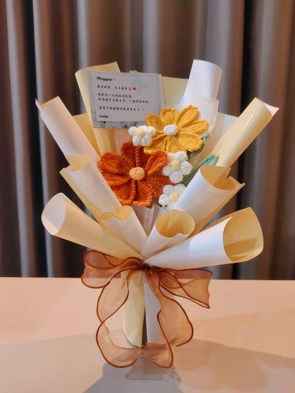 BBS0115 Yellow orange bouquet