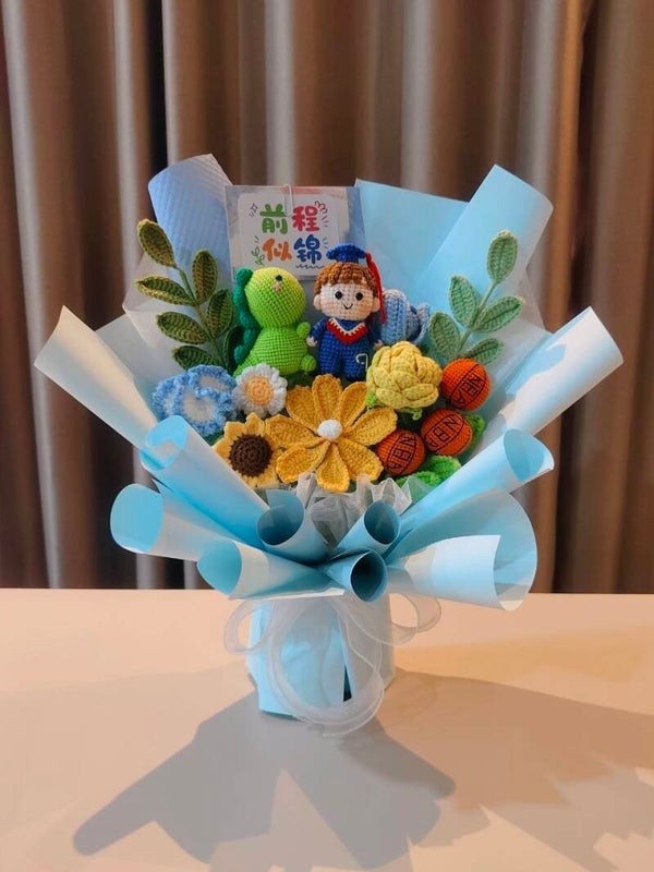 BGA0314 Dino boy triple basketball blue bouquet