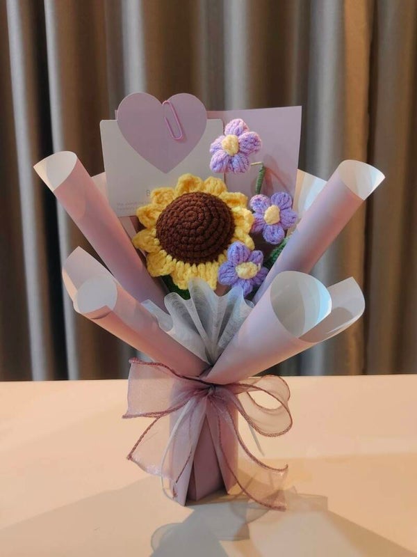 BBS0117 Sunflower purple bouquet
