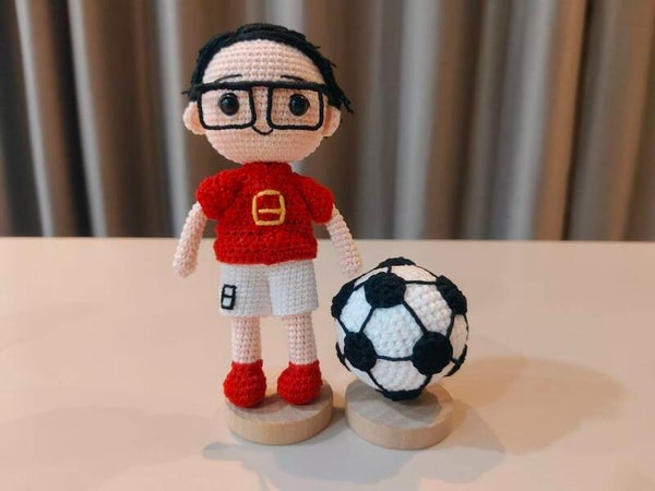 TND0193 Footballer (Doll only)