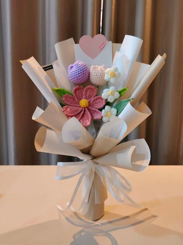 BBF0214 Daisy tulip bouquet