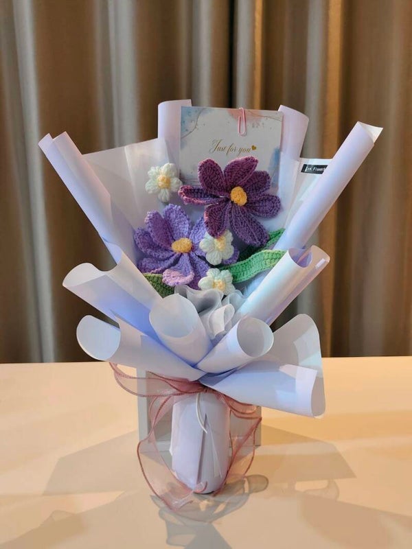 BBF0215 Purple bouquet