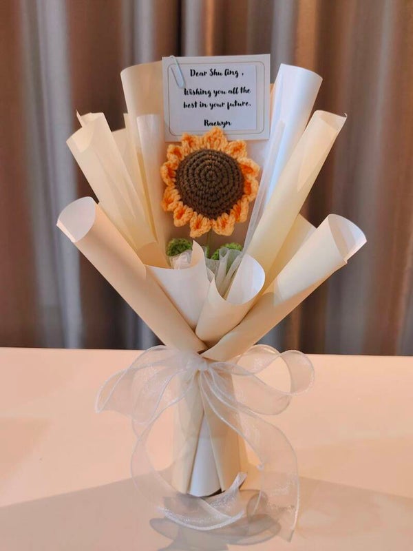 BBS0067 Sunflower bouquet