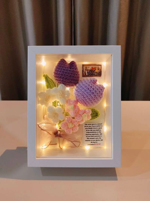 FBW0144 Purple tulip frame