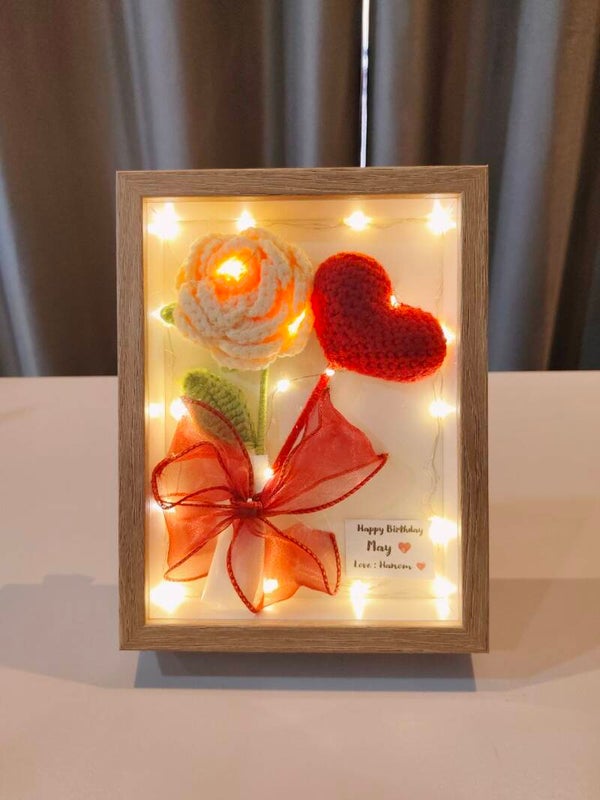 FBW0149 Love rose frame