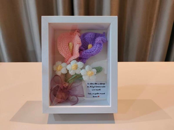 FBW0156 Calla lily frame