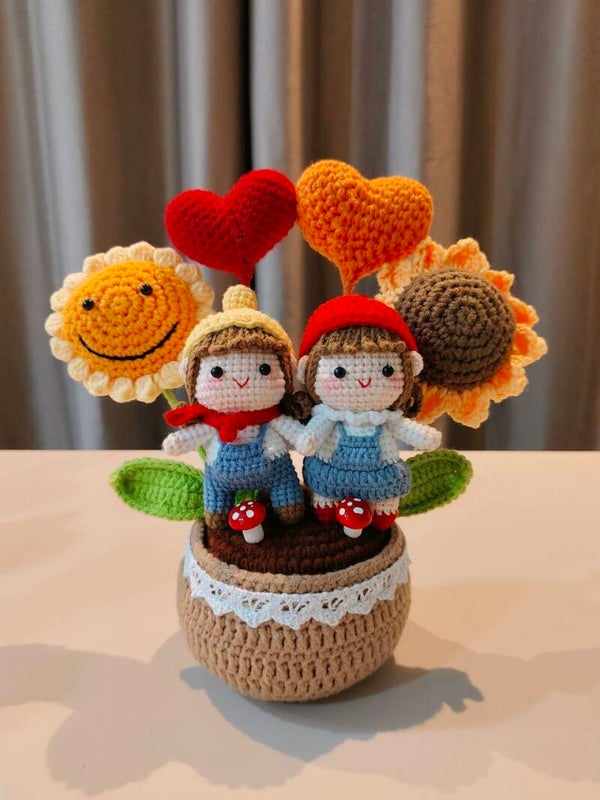 PCL0068 Couple sunflower love flower pot