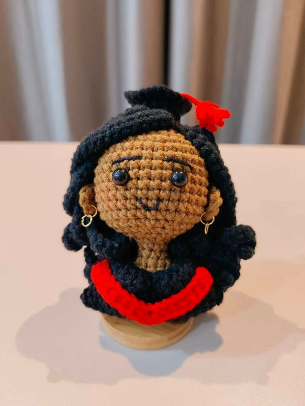 TND0085 Indian graduation doll