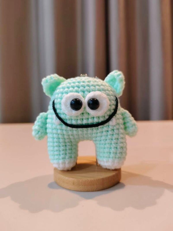 KCH0052 Green alien monster