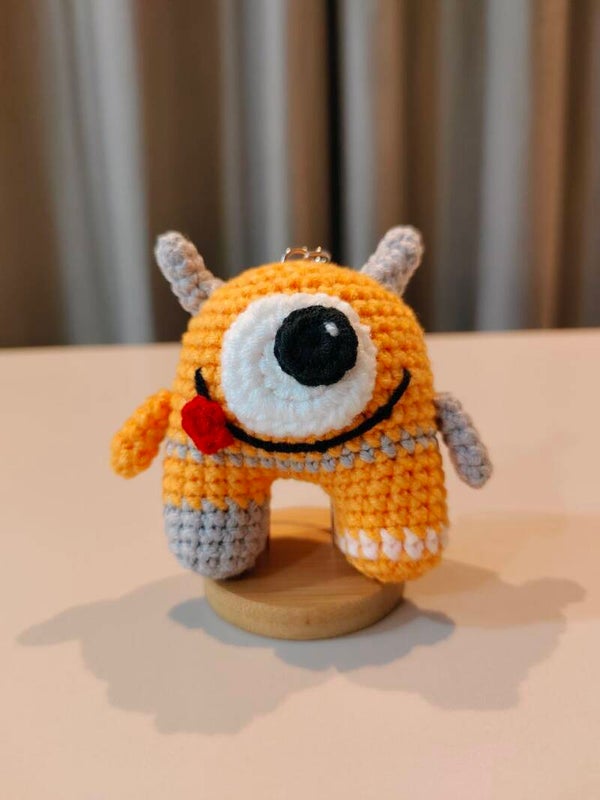 KCH0053 Orange alien monster