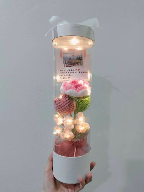 CYL0035 Pink flower capsule