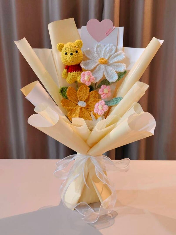 BBF0229 Pooh bouquet