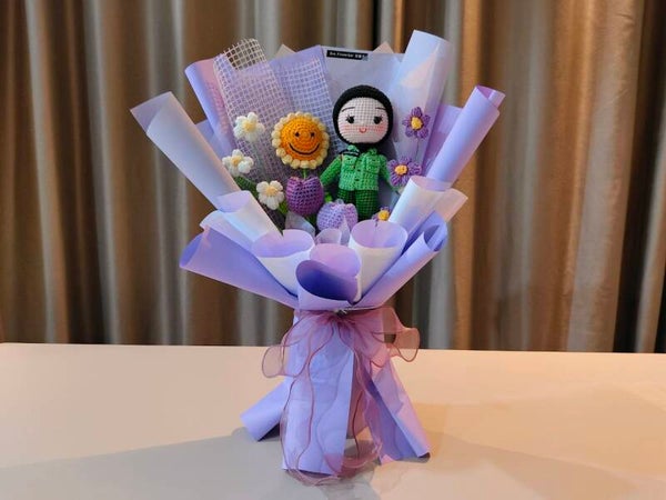 BBF0233 Army sunflower purple bouquet