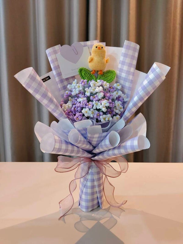 BBF0223 Duck purple baby breath bouquet