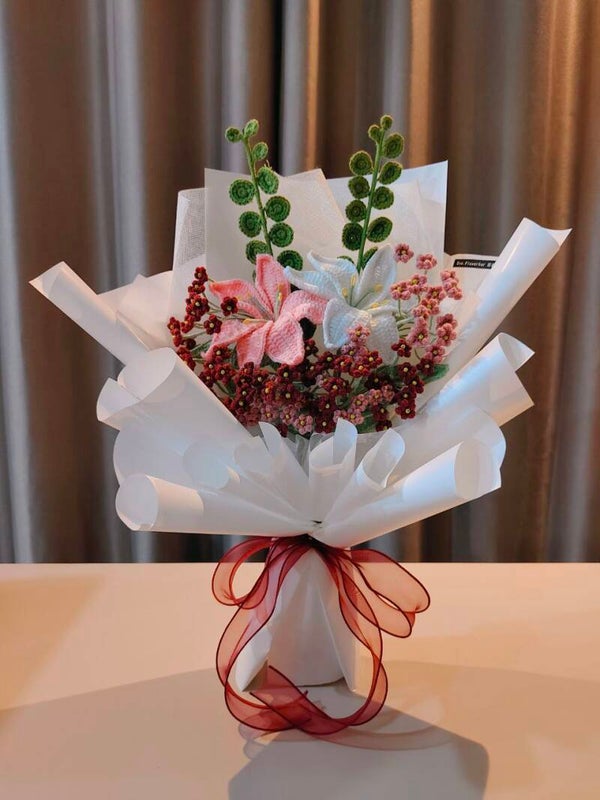 BBF0225 Lily baby breath bouquet