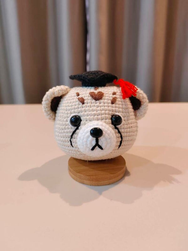 TND0094 Cheetah bear head