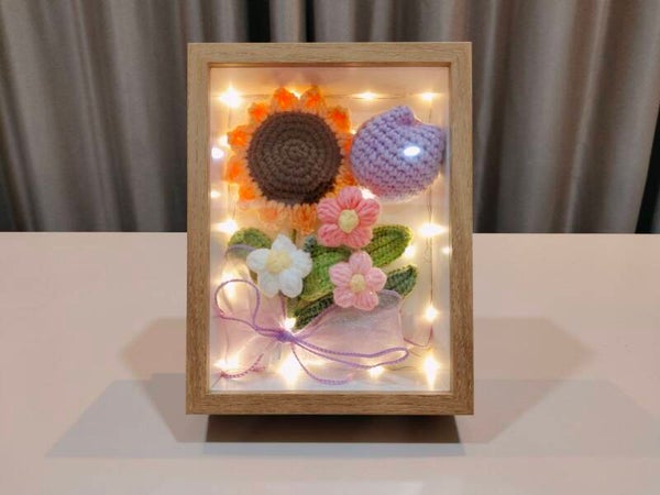 FBW0135 Sunflower tulip frame