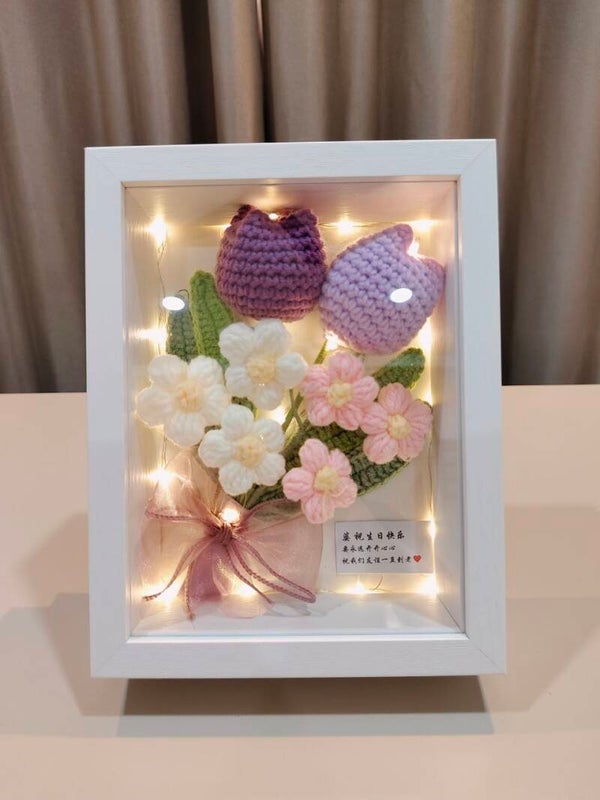 FBW0134 Purple tulip frame