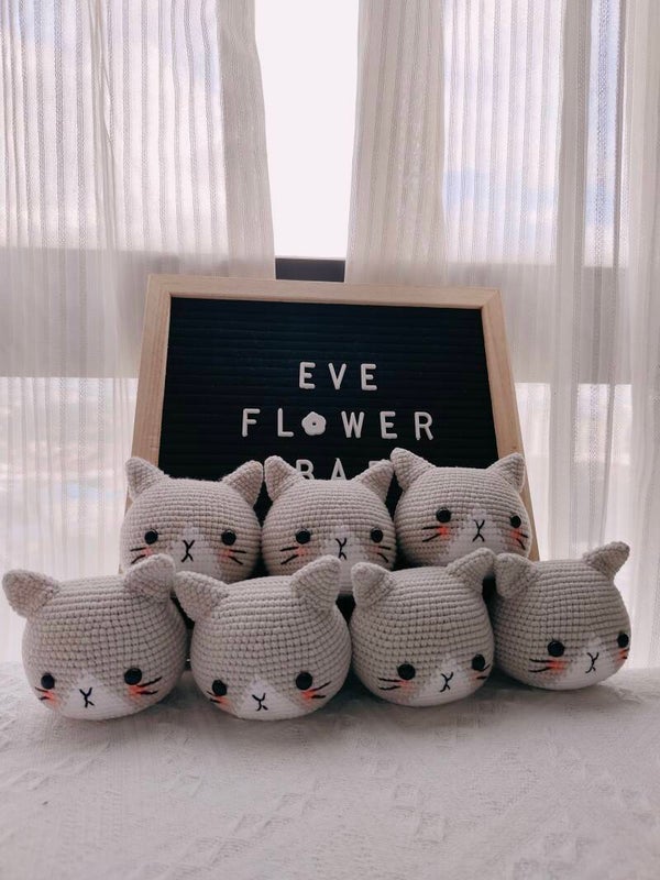 KAL0031 Grey cat head