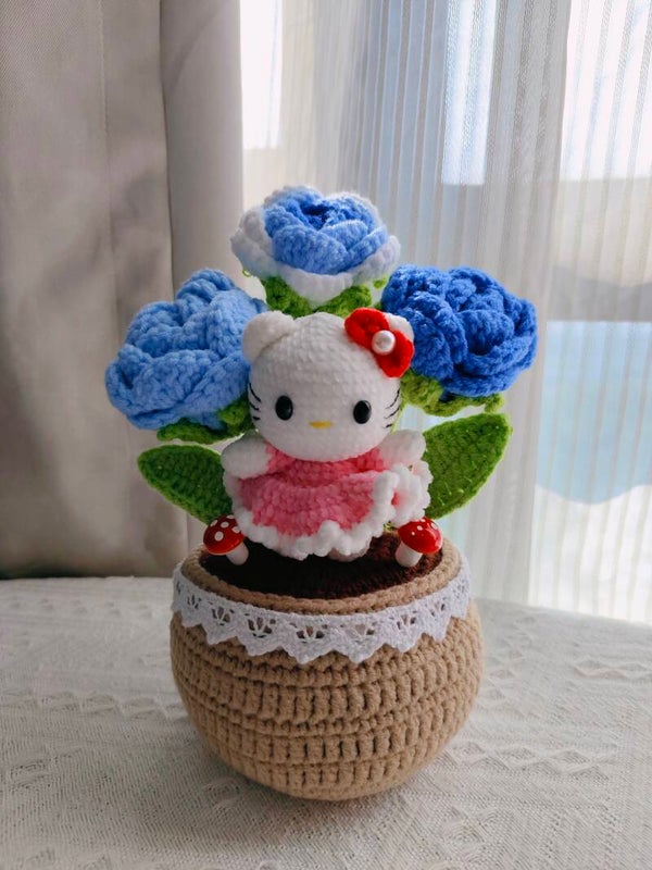 PCL0026 Hello kitty blue rose pot