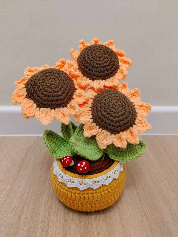 PCL0047 Sunflower pot