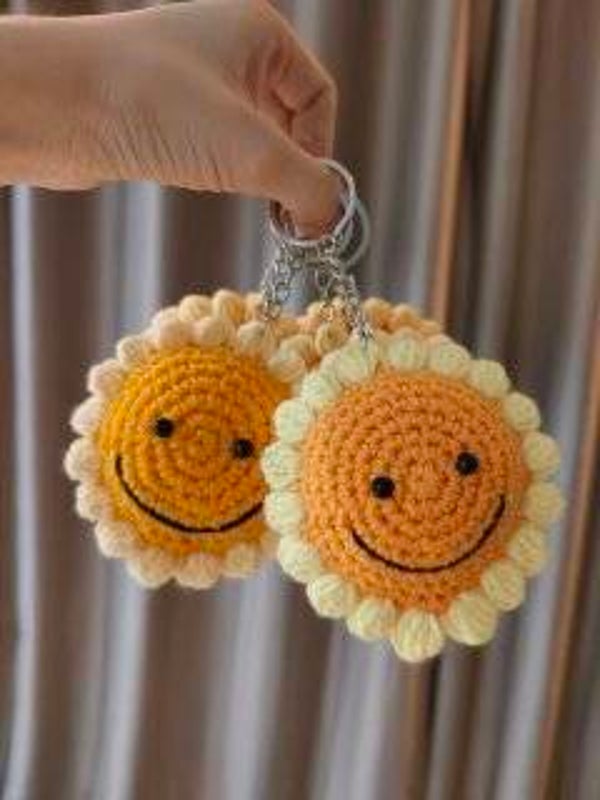 KFL0002 Round smiley flower