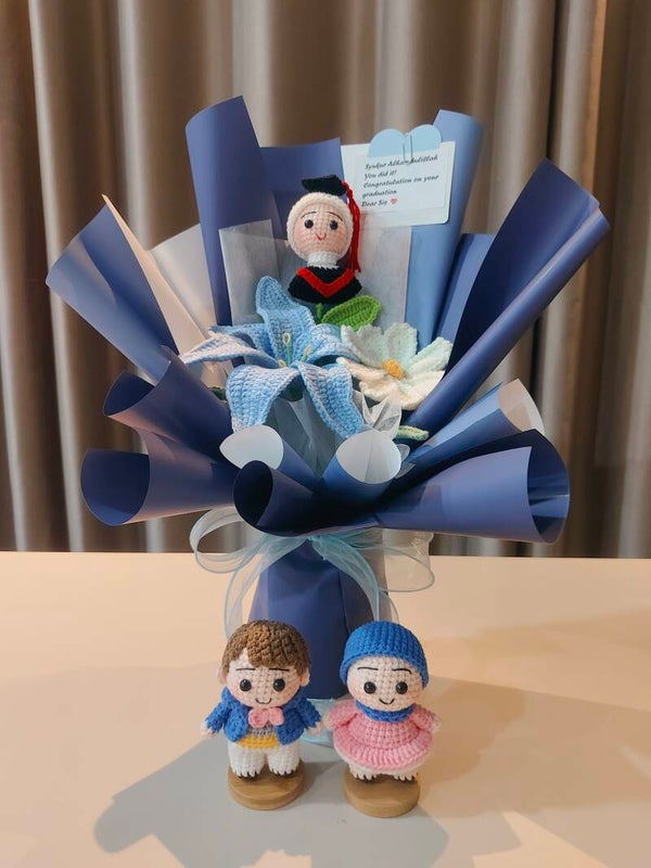 BGA0309 Blue lily hijab doll bouquet