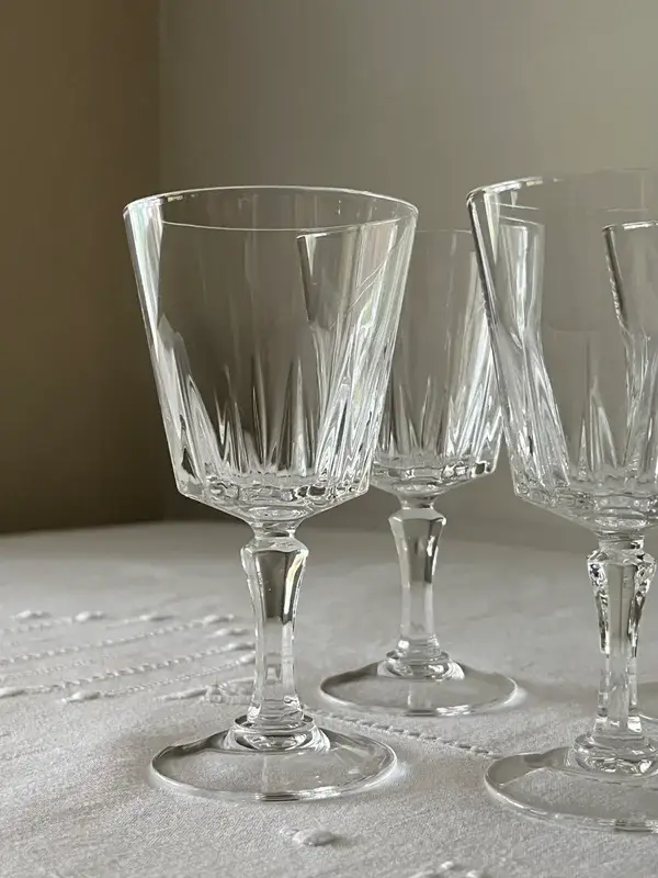 6 verres à vin blanc en Cristal d'Arques