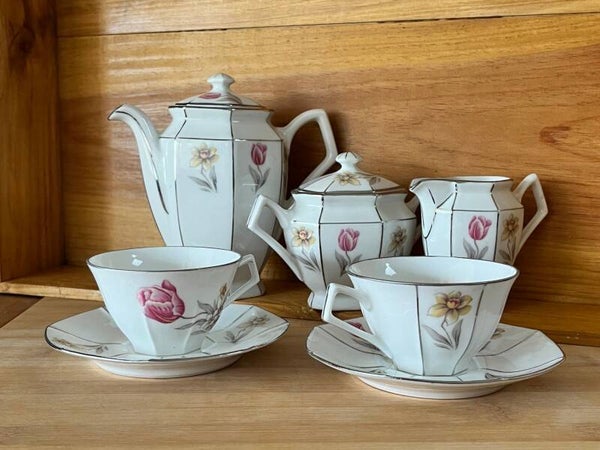Ensemble en porcelaine LOURIOUX