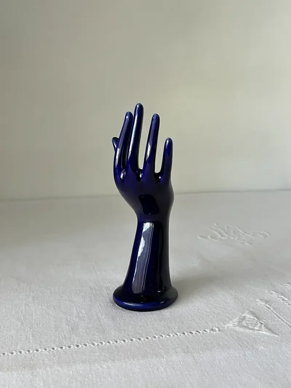 Soliflore main bleu