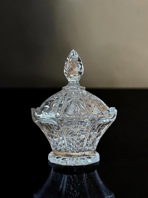 Bonbonnière haute en cristal