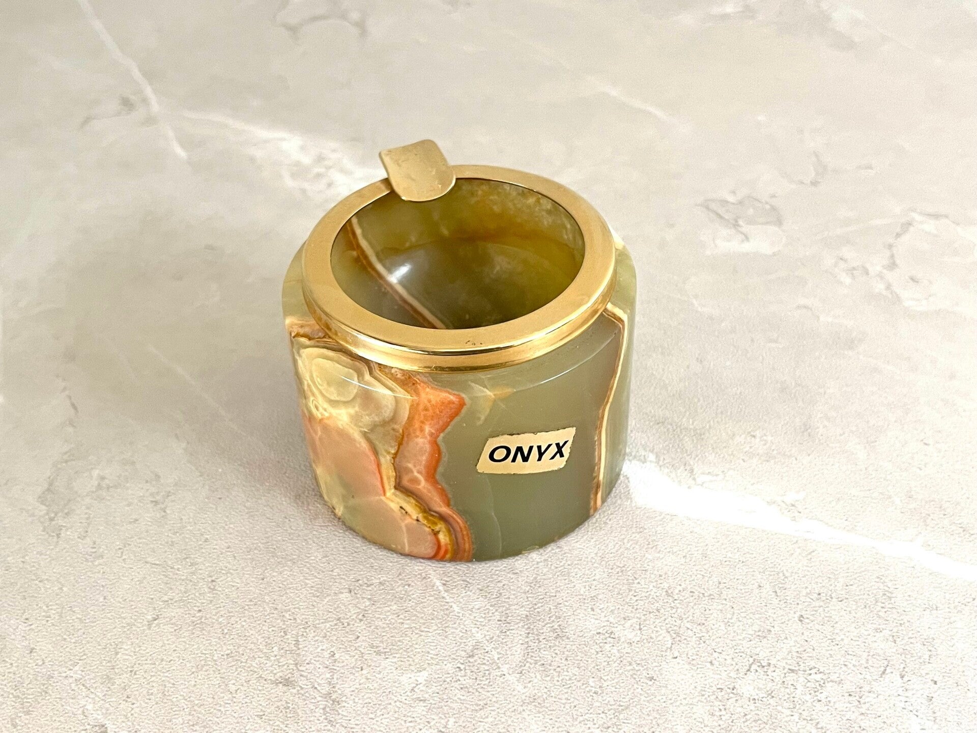 Cendrier vintage en onyx vert