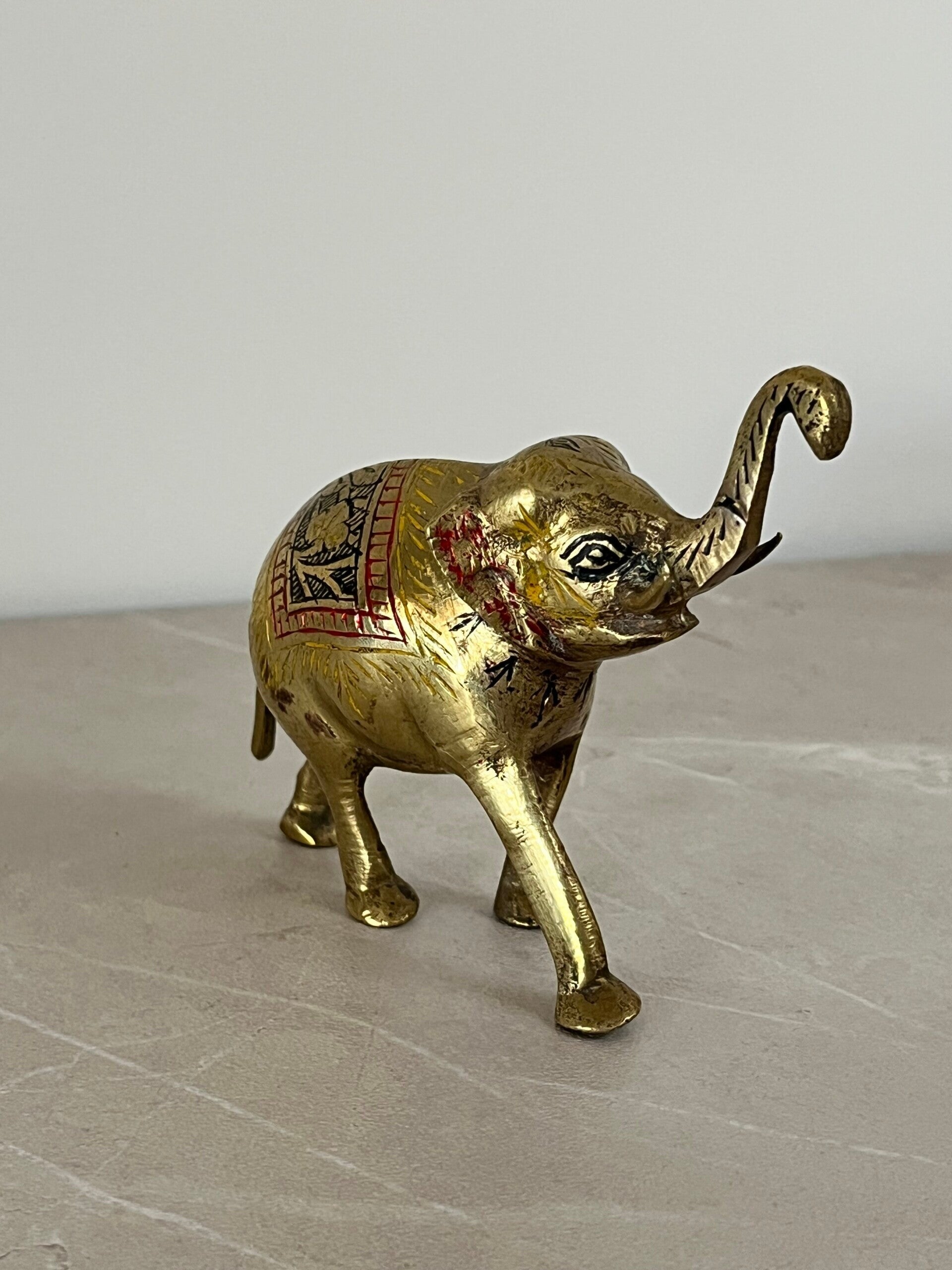 Eléphant en laiton vintage