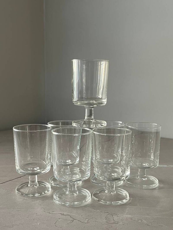 7 petits verres vintage des années 70